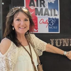 Meet your Posher, Kathie